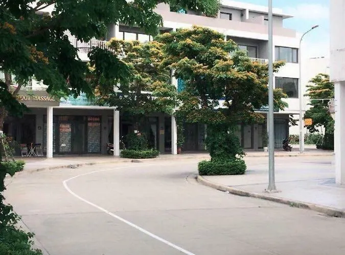 Little Venus Hotel *